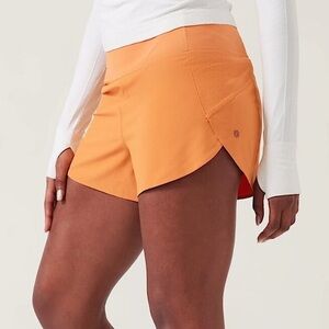 Athleta Run With It 3.5" Short Seville Orange XXS